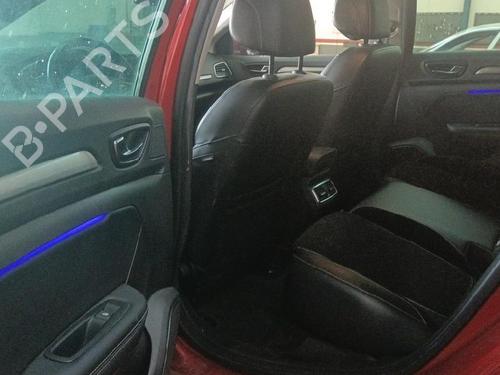Fuse box RENAULT MEGANE IV Hatchback (B9A/M/N_) 1.2 TCe 130 (B9MR) | BP38060506E1 - Image 10