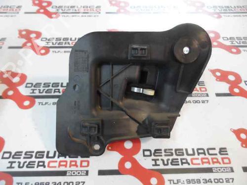 Højre bagtil invendig håndtag OPEL MERIVA A MPV (X03) 1.6 (E75) (87 hp) 3213129