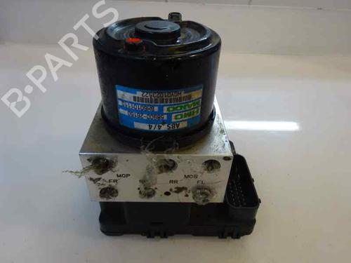 Used ABS pump HYUNDAI SANTA FÉ I (SM) 2.0 CRDi (113 hp) 1221774