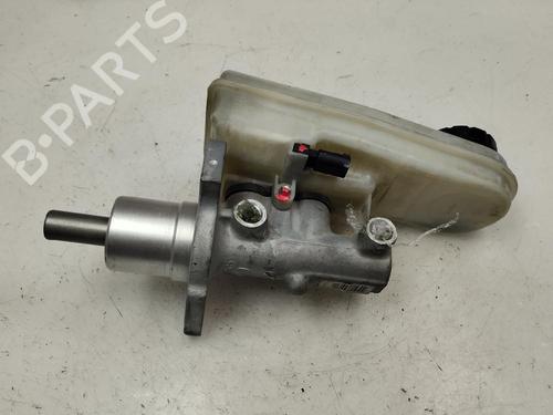 Used Brake master cylinder Brake master cylinder SMART FORFOUR (454) 1.5 CDI (454.001) (95 hp) 35740453 35740453