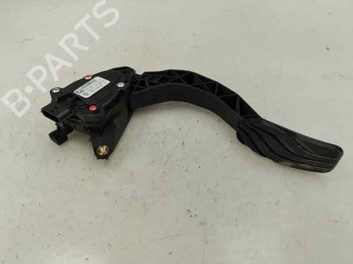 Pedal RENAULT CAPTUR II (HF_) LPG (HFMT) (101 hp) 27243126