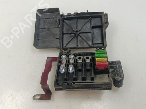 Used Fuse box Fuse box 39164016 39164016