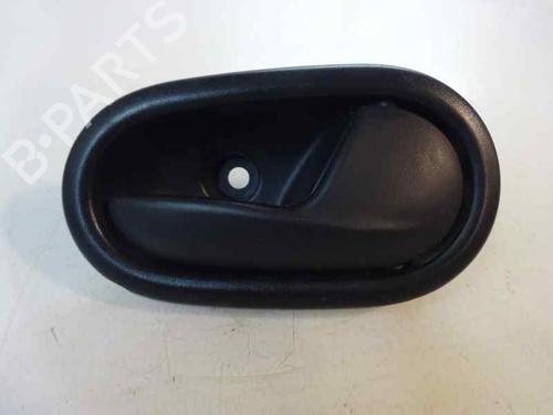 Used Front right interior door handle Front right interior door handle 3213443 3213443