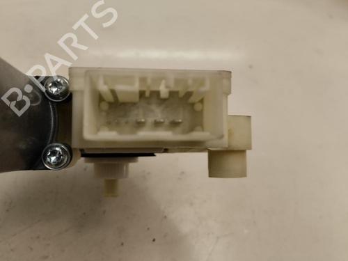 Used Right rear window motor Right rear window motor SKODA RAPID Spaceback (NH1) 1.2 TSI (86 hp) 16496702 16496702