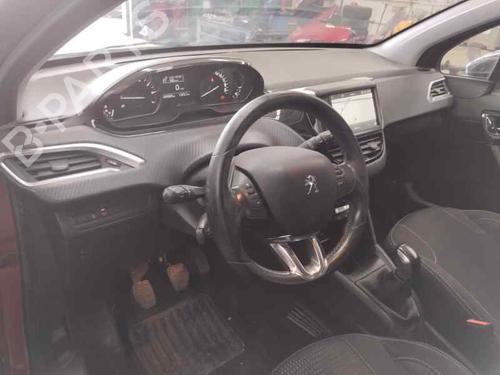 Tailgate handle PEUGEOT 208 I (CA_, CC_) 1.2 THP 110 | BP28025191C132