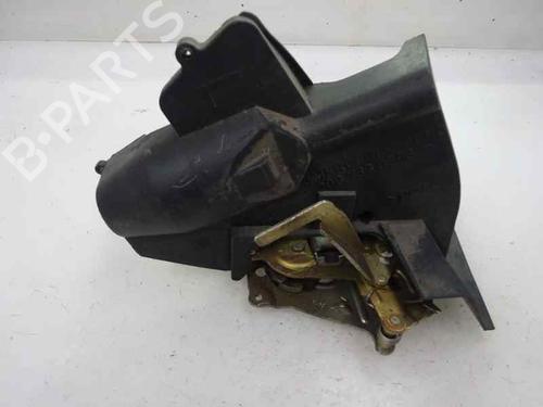 Venstre bak lås MERCEDES-BENZ E-CLASS (W210) E 270 CDI (210.016) (170 hp) 9162200