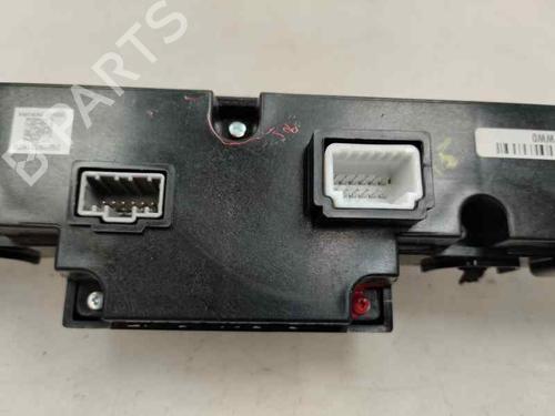 Used Warning switch Warning switch 21394652 21394652