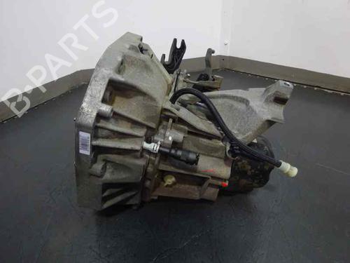 Skrzynia biegów RENAULT MEGANE III Grandtour (KZ0/1) 1.5 dCi (KZ0C, KZ1A) | BP5215584M3