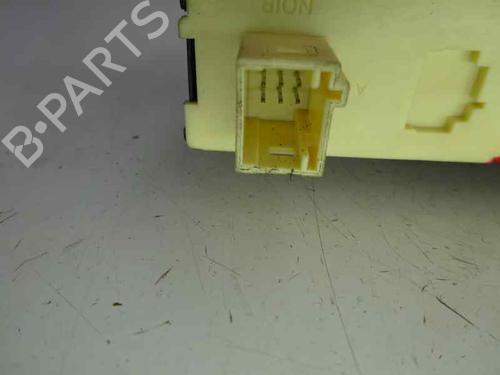 Used Right front window motor SKODA RAPID (NA2) 1.6 TDI (105 hp) 5657239