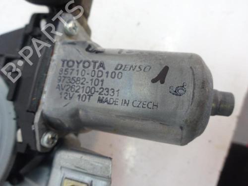 Used Front right window mechanism TOYOTA YARIS (_P9_) 1.0 VVT-i (KSP90_, KSP90R) (69 hp) 11493957