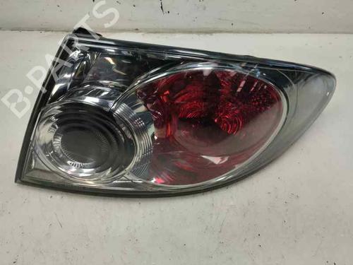 Achterlicht rechts MAZDA 6 Hatchback (GG) 2.0 DI (GG14) (136 hp) 23242504