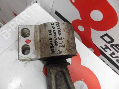 Used Right front suspension arm OPEL ASTRA J (P10) 2.0 CDTI (68) (165 hp) 358821