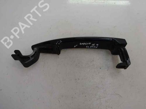 Used Front right exterior door handle Front right exterior door handle 5595733 5595733