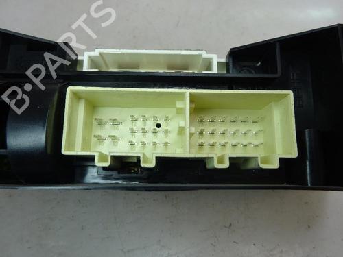 Used Climate control Climate control 10496546 10496546