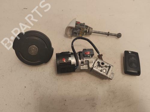 Used Ignition barrel Ignition barrel PEUGEOT 5008 (0U_, 0E_) 1.6 HDi (110 hp) 13409296 13409296