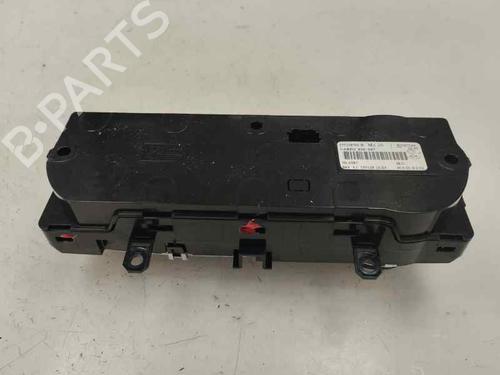Used Climate control Climate control 26561400 26561400