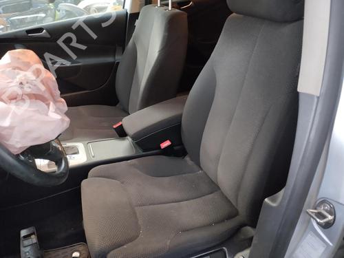 Front right interior door handle VW PASSAT B6 (3C2) 2.0 TDI 16V | BP17707547I14 