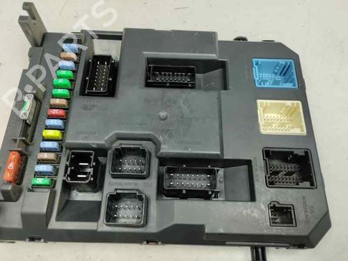 Fuse box CITROËN C3 II (SC_) 1.0 VTi 68 | BP21271394E1
