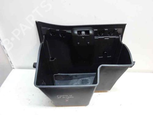 Handskerum FORD FIESTA VI (CB1, CCN) 1.4 TDCi (68 hp) 897623