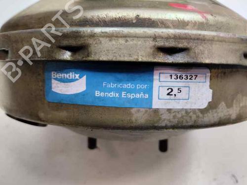 Używane Serwo hamulca RENAULT RAPID Box Body/MPV (F40_, G40_) [1985-2001]  22631783