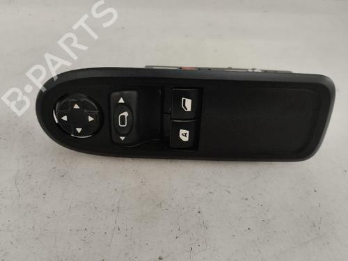 Used Left front window switch CITROËN C3 II (SC_) 1.2 VTi 82 (82 hp) 13395025