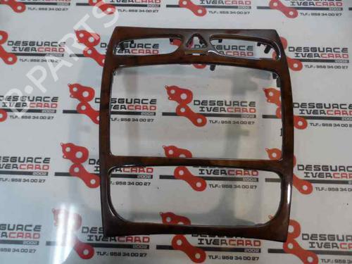 Used Air vent Air vent MERCEDES-BENZ CLK (C209) CLK 270 CDI (209.316) (170 hp) 358951 358951