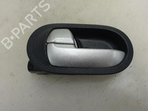 Used Front left interior door handle Front left interior door handle 10509171 10509171