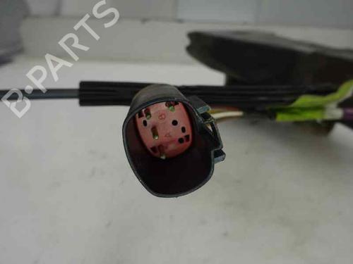 Serrure avant droite FORD ESCORT VI (GAL, AAL, ABL) [1995-2002]  9856953