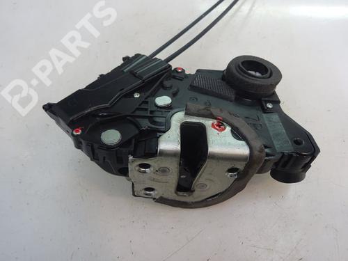 Used Front right lock TOYOTA YARIS (_P9_) 1.3 VVT-i (SCP90_, SCP90R) (87 hp) 11718402