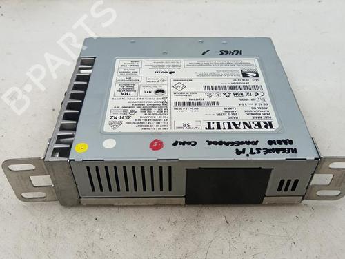 Used Radio Radio RENAULT MEGANE IV Grandtour (K9A/M/N_) 1.3 TCe 140 (K9NB) (140 hp) 35741962 35741962