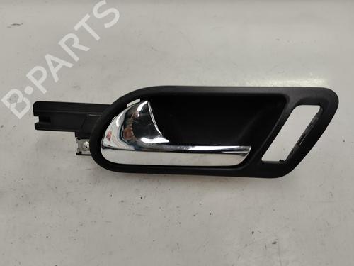 Venstre fortil invendig håndtag VW GOLF V (1K1) 1.9 TDI (105 hp) 15248973