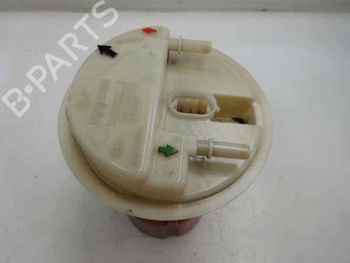 Used Fuel pump RENAULT CLIO II (BB_, CB_) 1.4 (B/CB0C, B/CB0S) (75 hp) 7439015