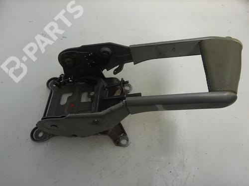 hand-brake-renault-megane-ii-saloon-lm01_-16-16v-lm1r-lm0c-2003-10562413 main image