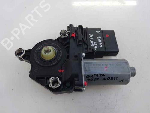 Rudehejsemotor bagstkærm højre VW GOLF V (1K1) 1.9 TDI (105 hp) 3120501