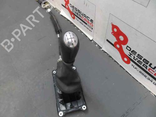 Used Gear lever Gear lever 7438440 7438440