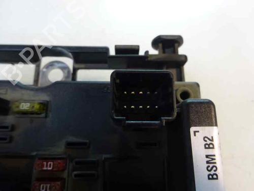 Used Fuse box Fuse box PEUGEOT 307 (3A/C) 1.6 16V (109 hp) 6586717 6586717