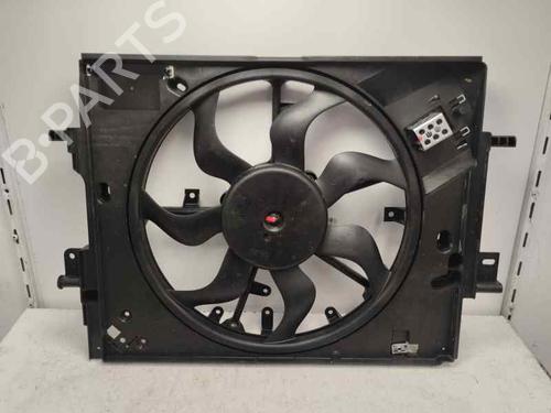 Used Radiator fan RENAULT CLIO V (B7_) 1.5 Blue dCi 100 (B7AD) (101 hp) 26582937