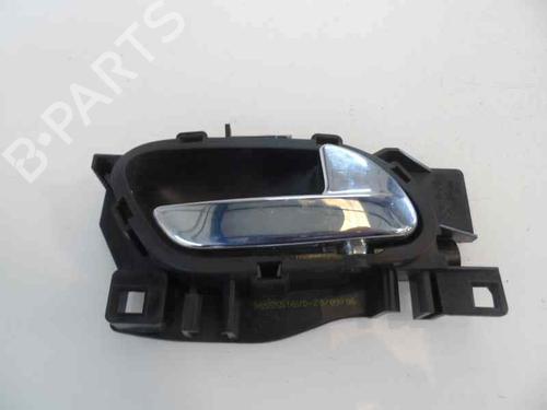 Used Rear right interior door handle Rear right interior door handle 3213030 3213030