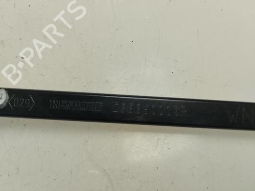 Used Front windshield wiper arm RENAULT GRAND SCÉNIC III (JZ0/1_) 2.0 dCi (JZ0L) (160 hp) 17759136