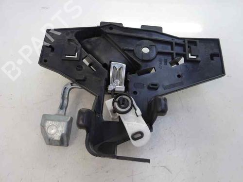 Used Front left interior door handle Front left interior door handle 5102956 5102956