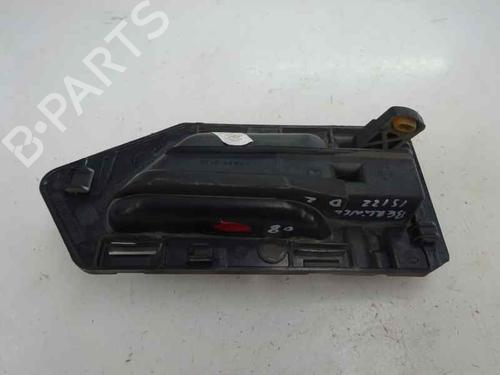 Used Front right interior door handle Front right interior door handle 9857051 9857051