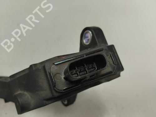 Used Pedal TOYOTA YARIS (_P13_) 1.5 Hybrid (NHP130_, NHP130) (101 hp) 19483132