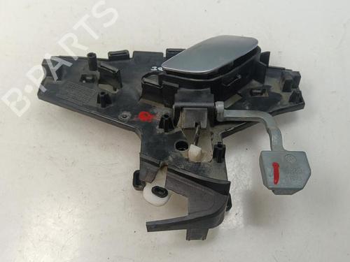 Used Front left interior door handle Front left interior door handle 39492149 39492149