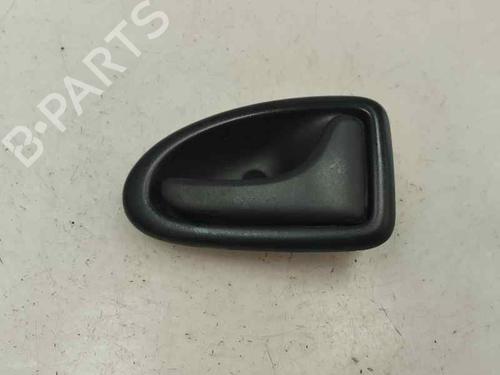 Used Front right interior door handle RENAULT TRAFIC II Van (FL) 1.9 dCi 100 (FL0C, FL0K, FL0B) (101 hp) 25976996