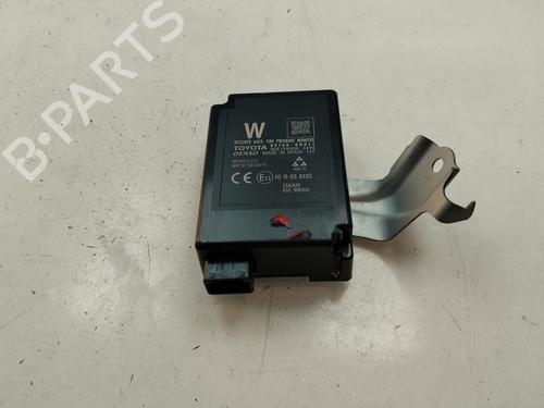Used Electronic module TOYOTA YARIS (_P13_) 1.5 Hybrid (NHP130_, NHP130) (101 hp) 19483150