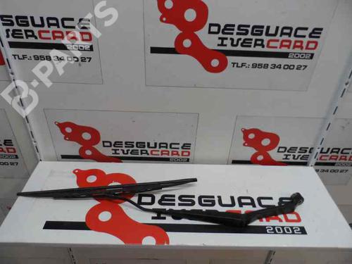 Used Front windshield wiper arm SUZUKI GRAND VITARA II (JT, TE, TD) 1.9 DDiS (JB419WD, JB419XD) (129 hp) 3468794