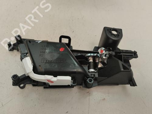 rear-right-interior-door-handle-audi-a4-b9-avant-8w5-8wd-2017-2015-18641710 main image