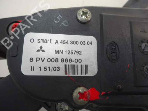 Used Pedal SMART FORFOUR (454) [2004-2006]  6927671