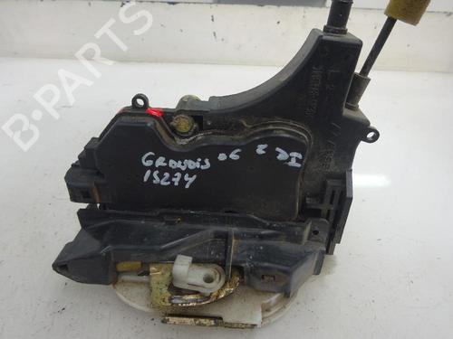 Used Front left lock MITSUBISHI GRANDIS (NA_W) 2.0 DI-D (NA8W) (136 hp) 10986541