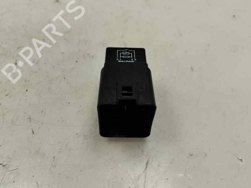 Used Electronic module BMW X1 (F48) sDrive 16 d (116 hp) 28023097